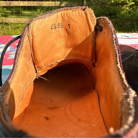 Clark’s Vintage Unique Maroon Leather Dress Shoes - Picture 5 of 8